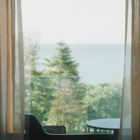 Хотел астор гардън