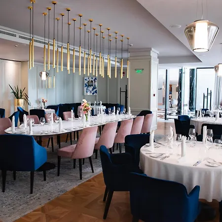 Astor Garden Ξενοδοχείο 5*