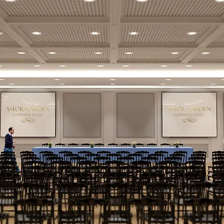 Hotel Astor Garden 5*