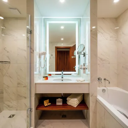 Astor Garden فندق
